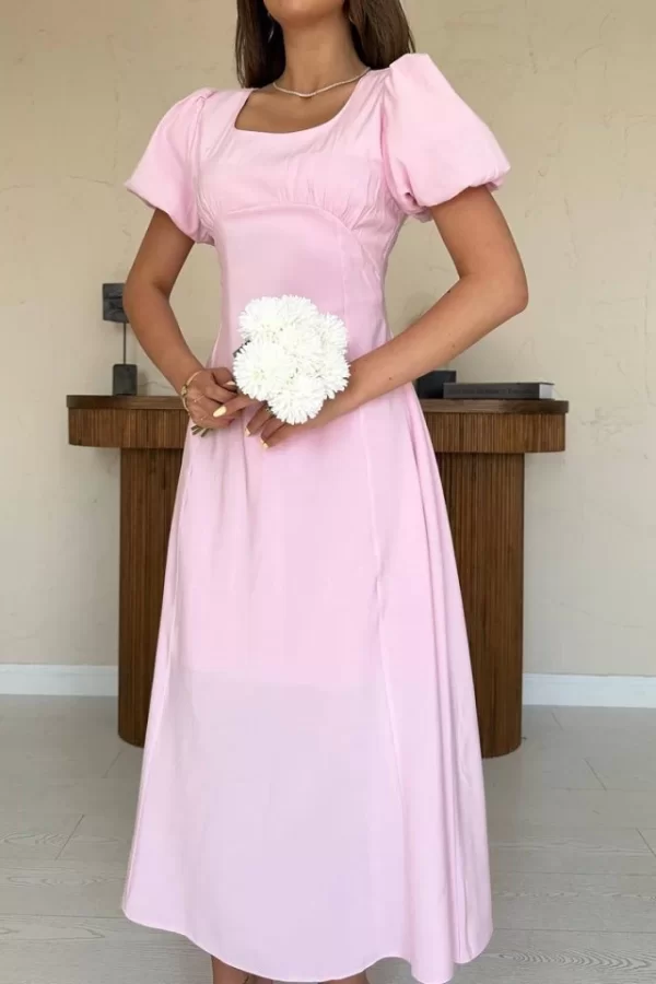 Pembe Göğüs Büzgülü Elbise