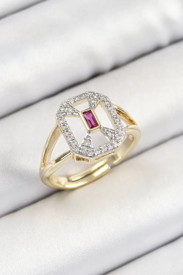 Pirinç Zirkon Taşlı Baget Model Gold Renk Kadın Yüzük