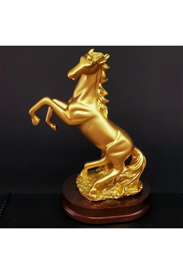 Şaha Kalkan Gold Renk At Biblosu