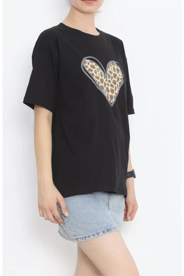 Sevgililer Günü İçin Özel Tasarım Leopar Kalp Baskılı T-shirt - Siyah