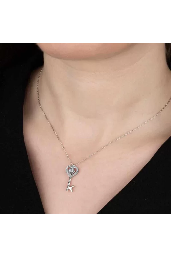Luz&Pos Swarovski Taşlı Gümüş Anahtar Bayan Kolye