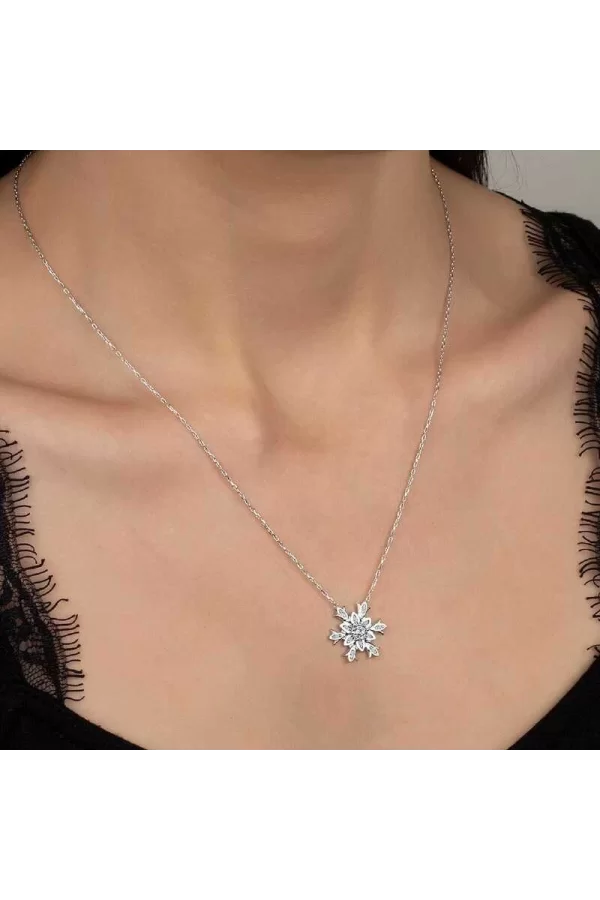 Luz&Pos Swarovski Taşlı Gümüş Kartanesi Bayan Kolye