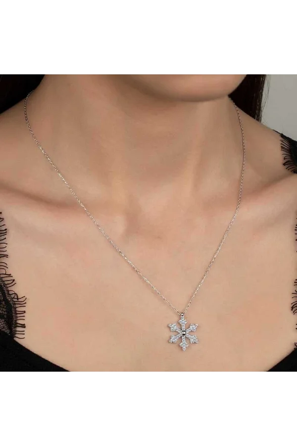 Luz&Pos Swarovski Taşlı Gümüş Kartanesi Bayan Kolye