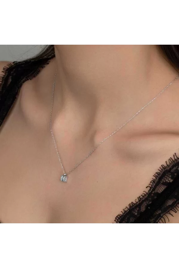 Luz&Pos Swarovski Taşlı Gümüş Tektaş Bayan Kolye