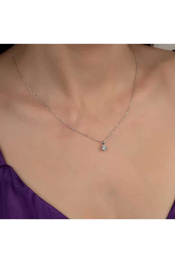 Luz&Pos Swarovski Taşlı Gümüş Tektaş Bayan Kolye