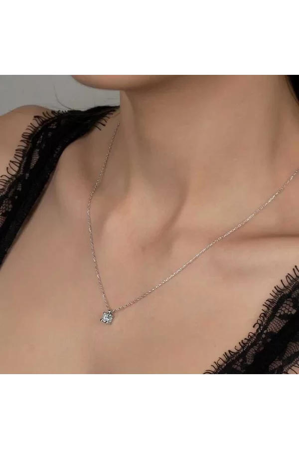 Luz&Pos Swarovski Taşlı Gümüş Tektaş Bayan Kolye