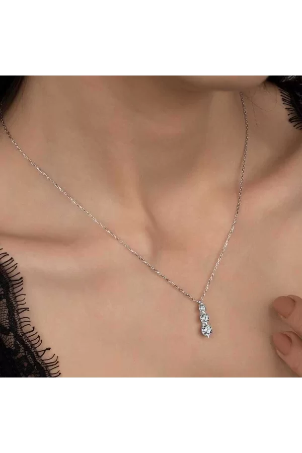 Luz&Pos Swarovski Taşlı Gümüş Üçtaş Tektaş Bayan Kolye