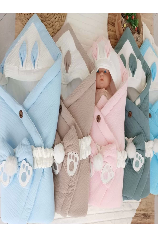 Luz&Pos Yenidoğan 4 Kat Müslin Kumaş Kulaklı Patili Fiyonk Bebek Battaniyesi Kundak Kahverengi
