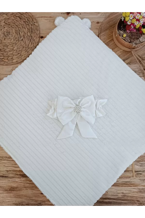 Luz&Pos Yenidoğan Beyaz Wool Yün Kumaş Ayıcık Kulaklı Kundak Bebek Battaniyesi Beyaz