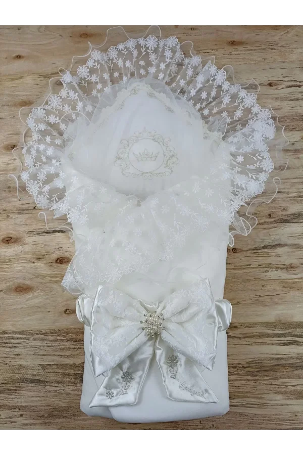 Luz&Pos Yenidoğan İpek Venüs Taç Nakışlı Delüks Kundak Bebek Battaniyesi Ekru