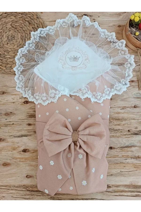 Luz&Pos Yenidoğan Papatya Desenli Trilüks Unisex Kundak Bebek Battaniyesi Kahverengi