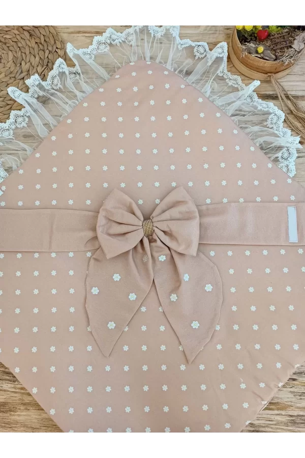 Luz&Pos Yenidoğan Papatya Desenli Trilüks Unisex Kundak Bebek Battaniyesi Kahverengi