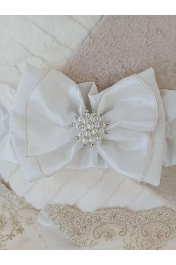 Luz&Pos Yenidoğan Wool Yün Kumaş Taç Nakışlı Güpür Duvaklı Fiyonk Prizma Taş Unisex Kundak Bebek Battaniyesi Bej