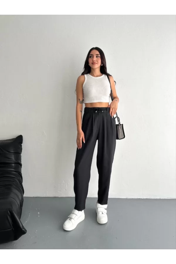Yüksel Bel Rahat Paça Pantalon - Siyah