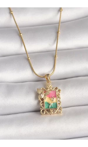 316L Çelik Gold Renk Renkli Zirkon Taşlı Kelebek İşlemeli Portre Model Kadın Kolye