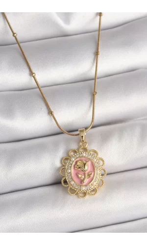 316L Çelik Gold Renk Topçuk Zincir Zirkon Taş Detaylı Pembe Gül İşlemeli Portre Model Kadın Kolye