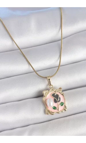 316L Çelik Gold Renk Zincir Pembe Mineli Çiçek İşlemli İnci Detay Portre Model Kadın Kolye