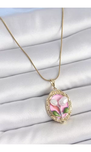 316L Çelik Gold Renk Zincir Pembe Mineli İncili Çiçek İşlemeli Portre Model Kadın Kolye