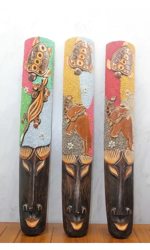 Ahşap Duvara Asmalı 1.metre Maske