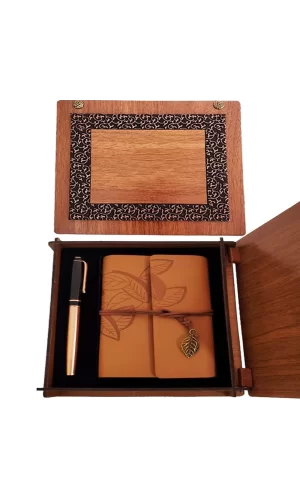 Ahşap Kutulu Taba Renk Deri Defter Ve Kalem Set