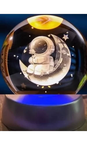 Dekoratif Ay Üstünde Astronot Tasarımlı Plastik Altlıklı Cam Küre