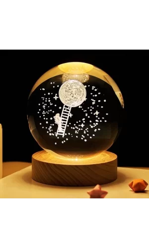 Dekoratif Merdiven Astronot Tasarımlı Ahşap Altlıklı Işıklı Cam Küre Büyük Boy Cam:8cm Ahşap:2cm