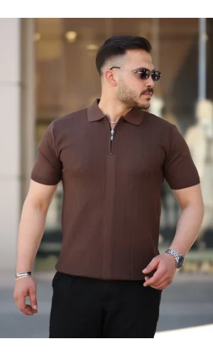 Erkek Yakası Fermuarlı Kısa Kollu T-shirt