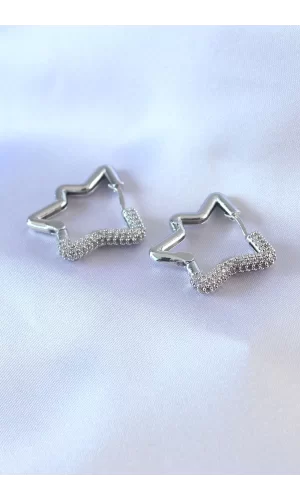 Gümüş Renk Yıldız Model Zirkon Taşlı Pirinç Kadın Küpe