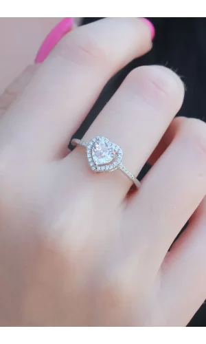 Gümüş Renk Zirkon Taşlı Kalp Model Charm Pirinç Kadın Yüzük