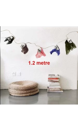 İp Üzeri 5 Adet Kuru Kafa Asmalı Süs 1.2 Metre
