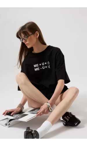 Kabartma Baskılı T-Shirt