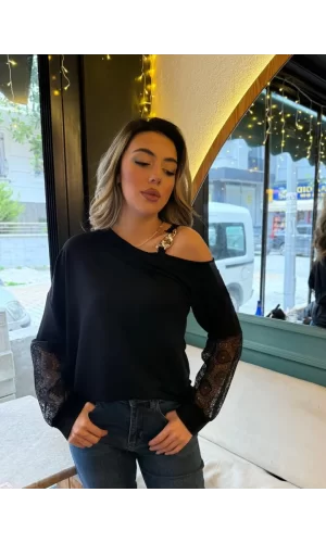 Kadın Uzun Kollu Tek Omuzu Açık Askılı Toka Ve Dantel Detay Viskon Iki Iplik Bluz