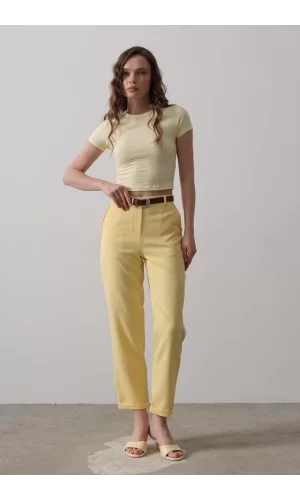 Kemerli Havuç Pantolon - Sarı