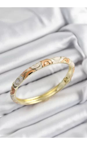 Mineli Pirinç Krem Ve Yavru Ağzı Sarmal Motifli Gold Renk Kadın Kelepçe