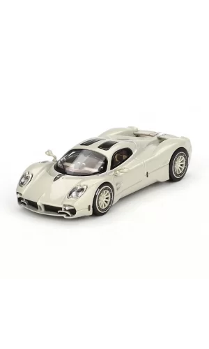 Nessiworld  Mini GT 1/64 BBR Pagani Utopia Presentation Grigio Rinascimento