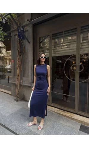 Osy Modal Yumuşak Dokulu Kumaş Bisiklet Yaka Sıfır Kolsuz Yırtmaçlı Uzun Elbise - Mavi