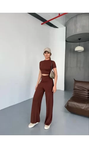 Osy Modal Yumuşak Dokulu Kumaş Kısa Kollu Crop Rahat Pantalon Ikili Takım - Kahverengi
