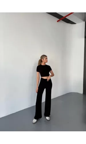 Osy Modal Yumuşak Dokulu Kumaş Kısa Kollu Crop Rahat Pantalon Ikili Takım - Siyah