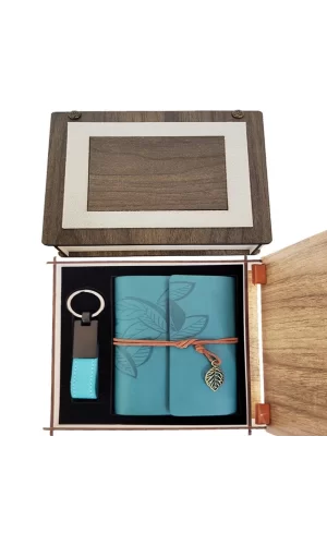 Özel Ahşap Kutulu Mavi Deri Defter Ve Anahtarlık Set