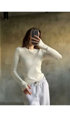 Parmak Geçmeli Buzi Body - Beyaz