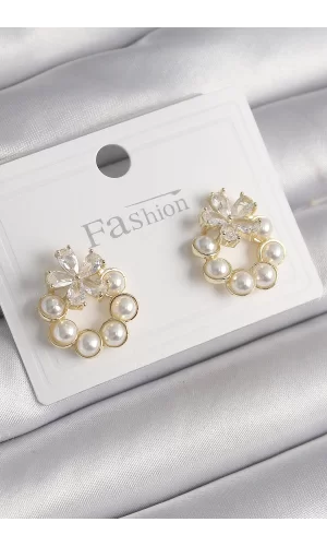 Pirinç Gold Renk İncili Halka Model Zirkon Taşlı Kelebek Model Kadın Küpe