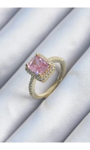 Pirinç Gold Renk Pembe Zirkon Taşlı Kadın Yüzük