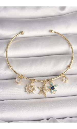 Pirinç Gold Renk Sallantı Zirkon Taşlı Yıldız Figür Charm Kadın Bileklik