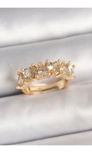 Pirinç Gold Renk Zirkon Taşlı Kalp Model Ayarlanbilir Kadın Yüzük