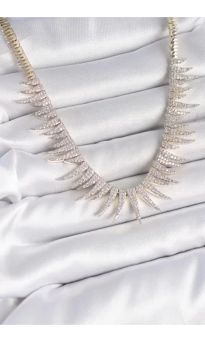 Pirinç Gold Renk Zirkon Taşlı Sivri Model VIP Seri Kadın Kolye