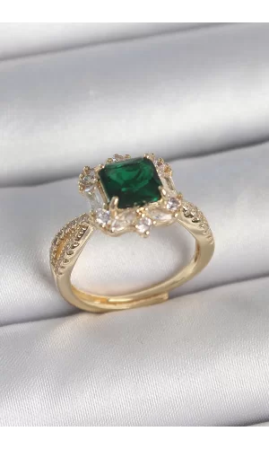 Pirinç Gold Renk Zirkon Taşlı Yeşil Kare Tektaş Model Kadın Yüzük