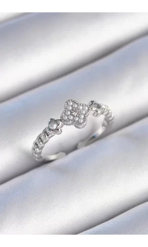 Pirinç Gümüş Renk İncili Yonca Model Zirkon Taş Detaylı Kadın Yüzük