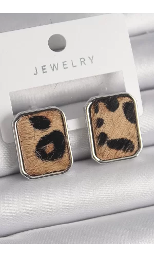 Pirinç Gümüş Renk Leopar Desenli Kare Model Kadın Küpe