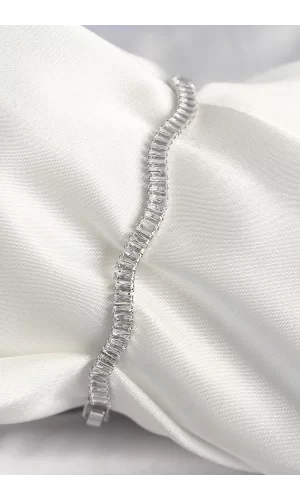 Pirinç Gümüş Renk Su Yolu Zirkon Taşlı Model Kadın Bileklik