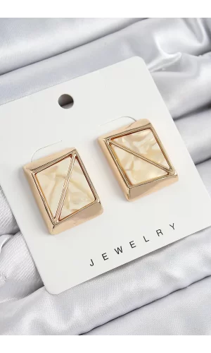 Pirinç Krem Üçgen Kesim Detaylı Kare Model Vintage Gold Renk Kadın Küpe
